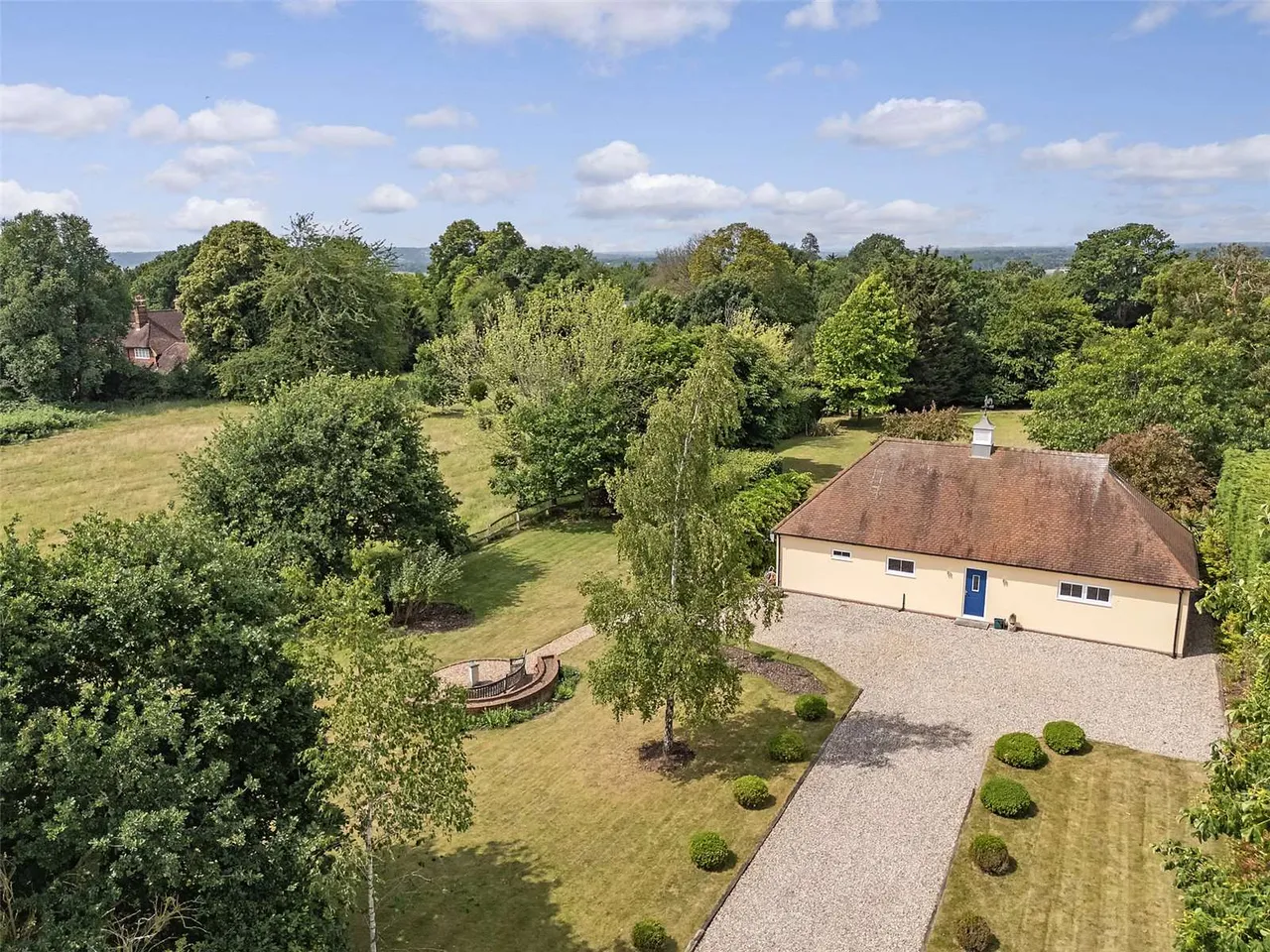Church Road, Wickham Bishops, CM8, photo 24
