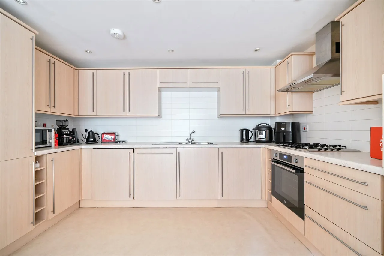 Kings Road, Haslemere, GU27, photo 8