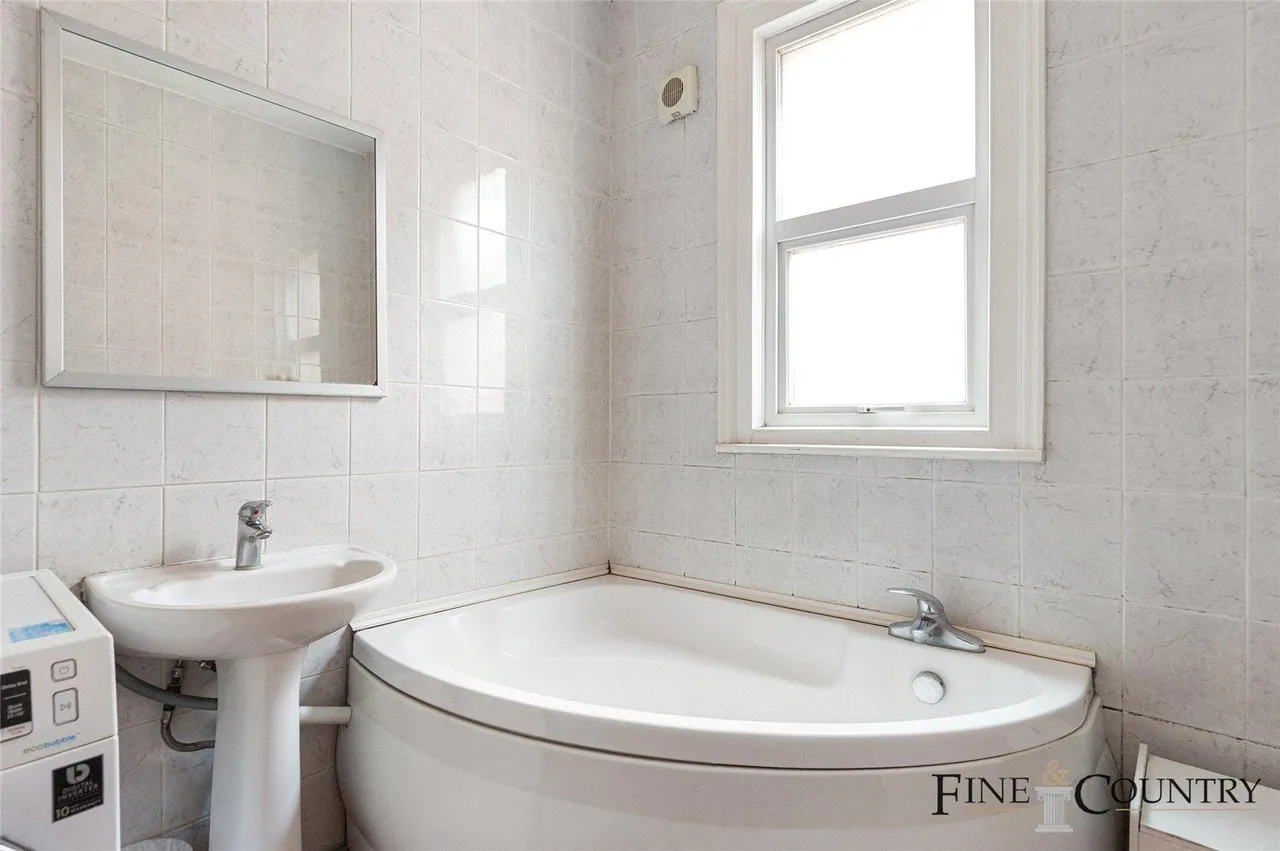 Brondesbury Park, London, photo 19