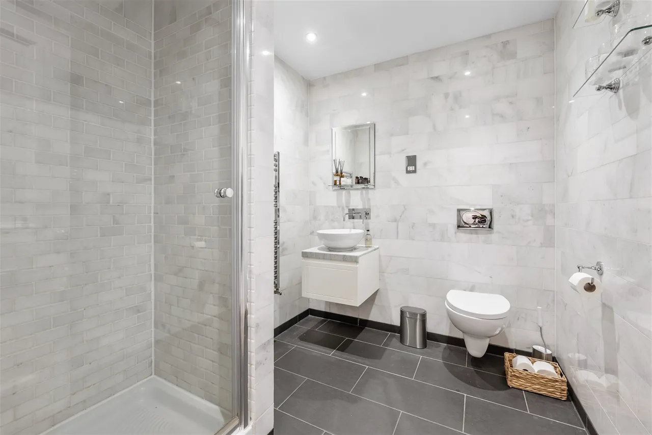 2/1 6 Bowmont Gardens, Dowanhill, G12 9LR, photo 11