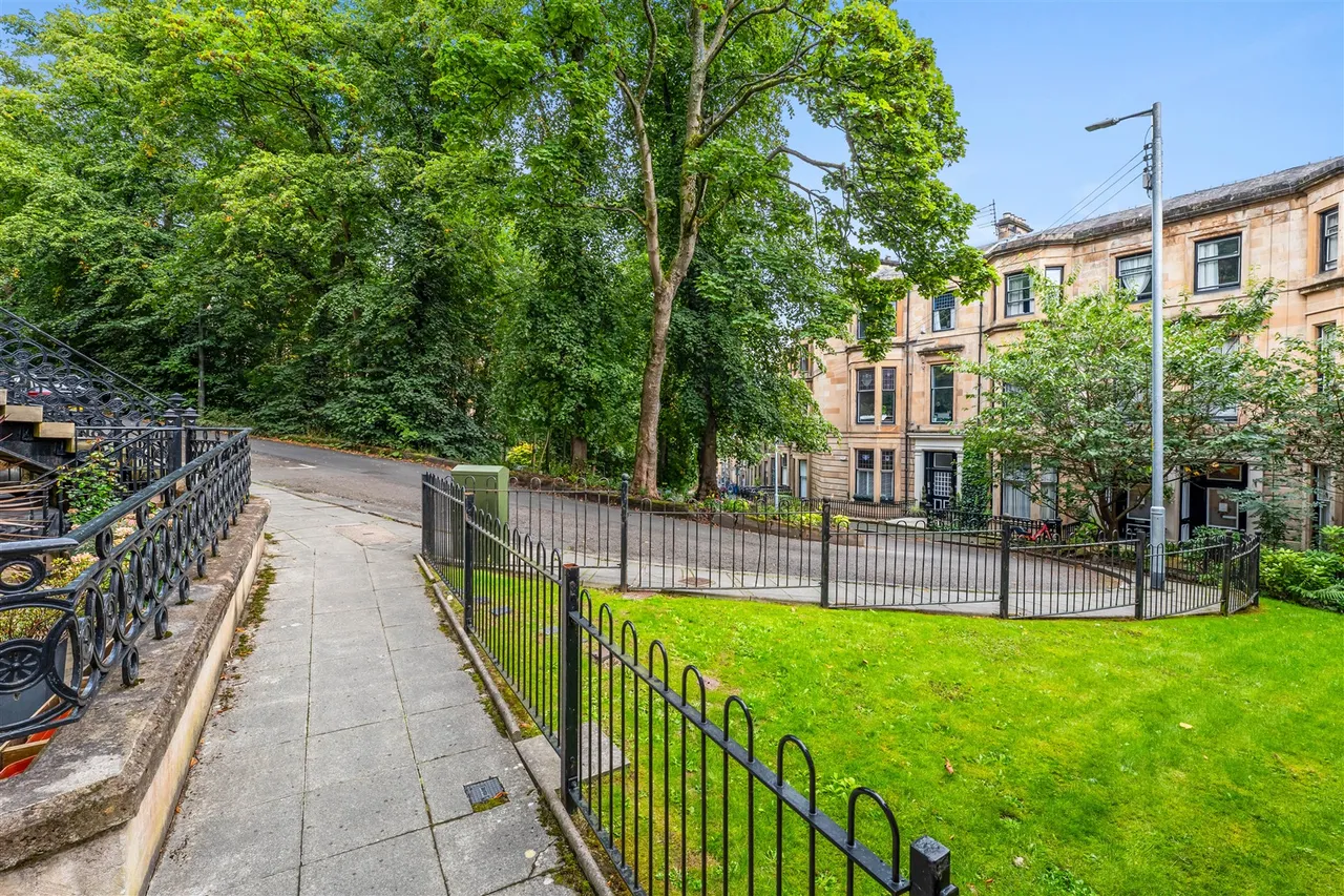 2/1 6 Bowmont Gardens, Dowanhill, G12 9LR, photo 14