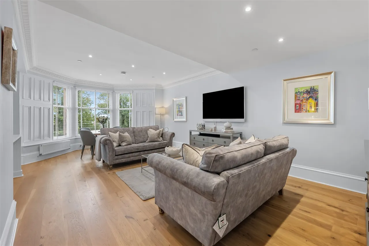 2/1 6 Bowmont Gardens, Dowanhill, G12 9LR, photo 2