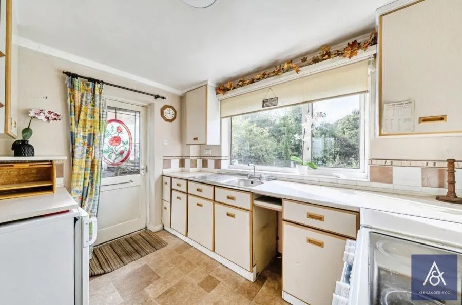 Peveril Road, Greatworth, OX17, photo 10
