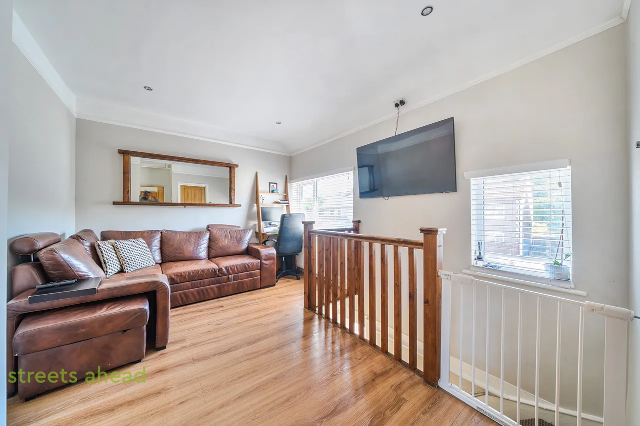 Brighton Road, Hooley, CR5, photo 4