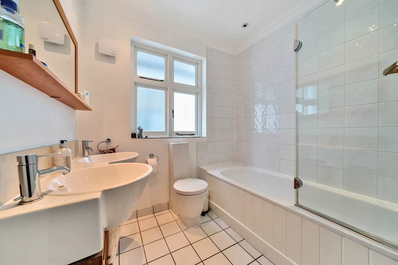 Lanchester Road, London, N6, photo 17