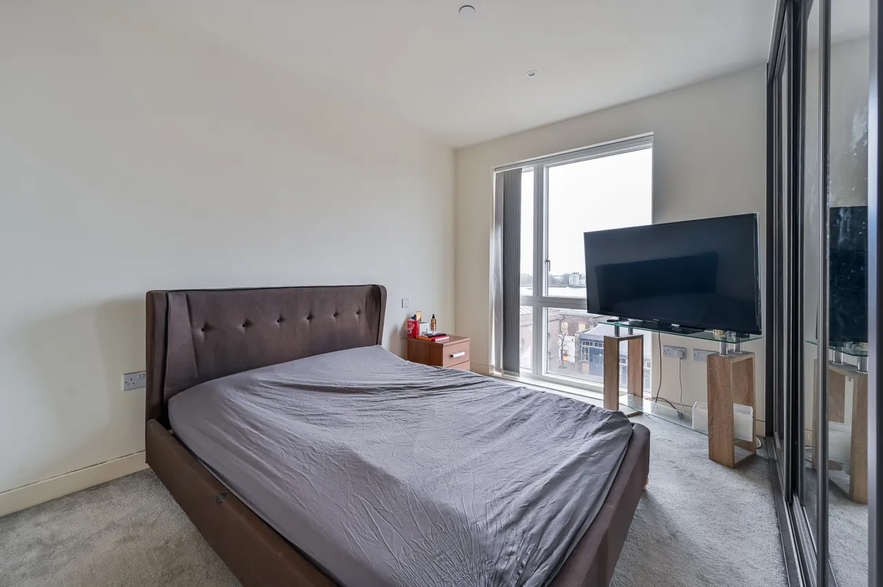 Apartment 31, Tyger House, 7 New Warren Lane, London, photo 8