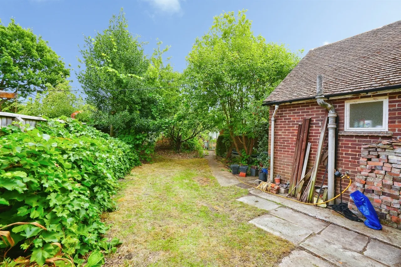 Orchard Close, East Hendred, OX12, photo 16