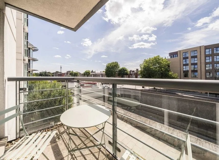 Phoenix Way, Battersea, SW18, photo 6