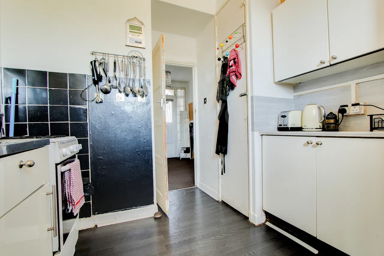 Tyneham Close, Battersea, SW11, photo 8