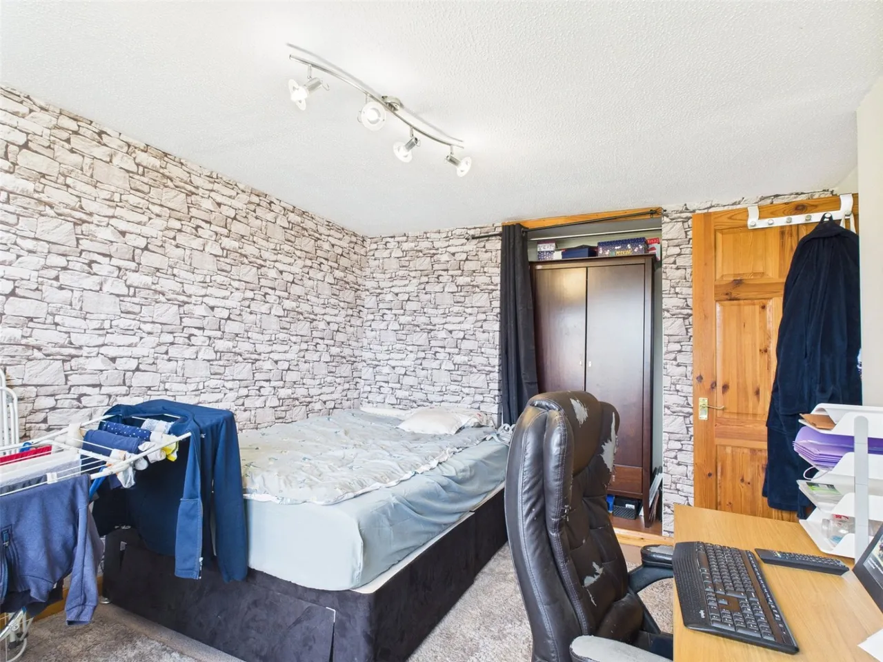 Teesdale Court, Beeston, NG9, photo 13