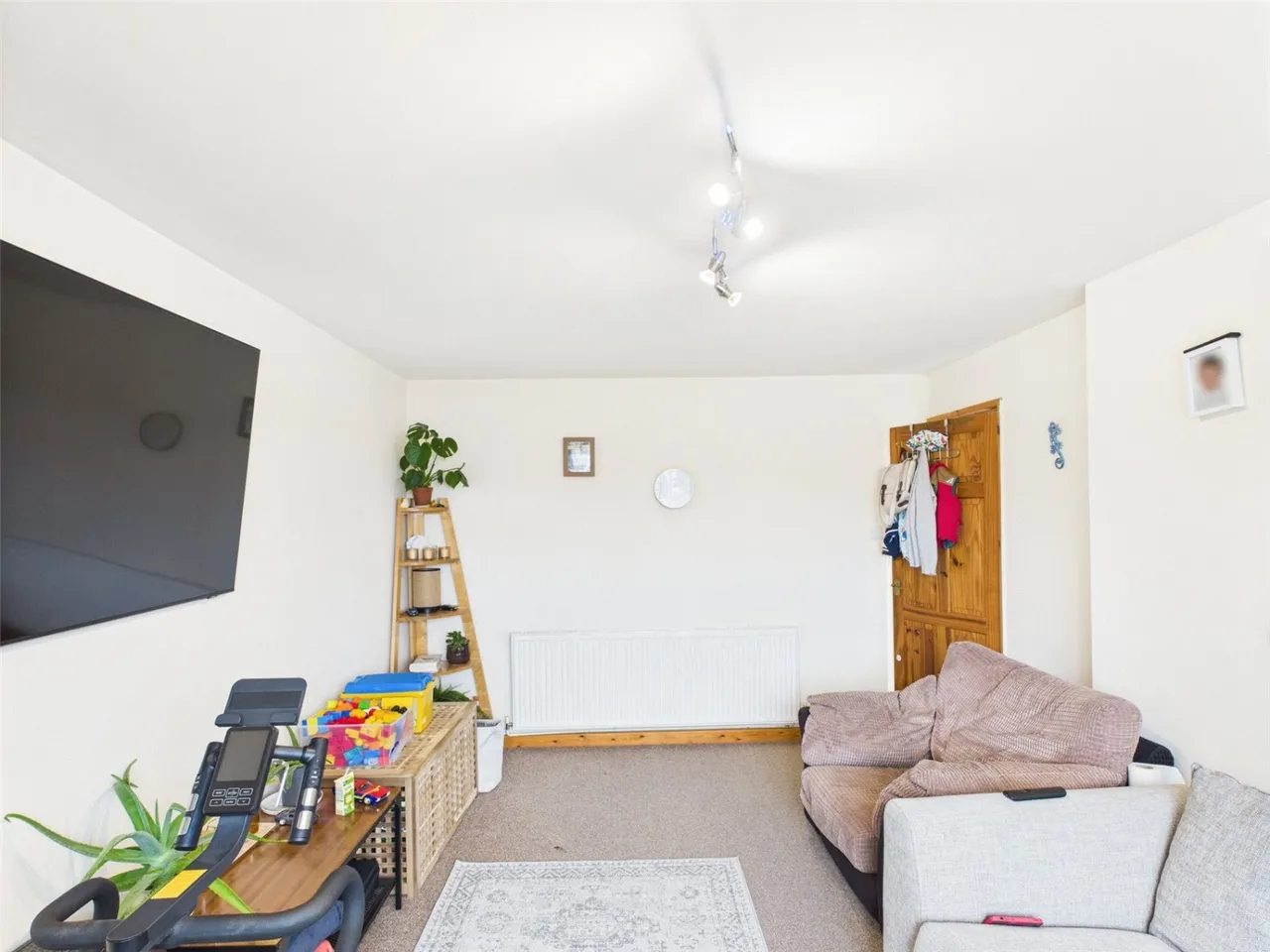 Teesdale Court, Beeston, NG9, photo 4