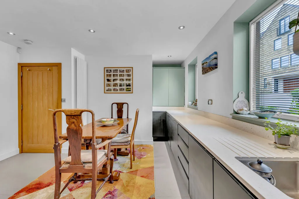 Winterbutlee Grove Todmorden, Todmorden OL14 7QU, photo 5