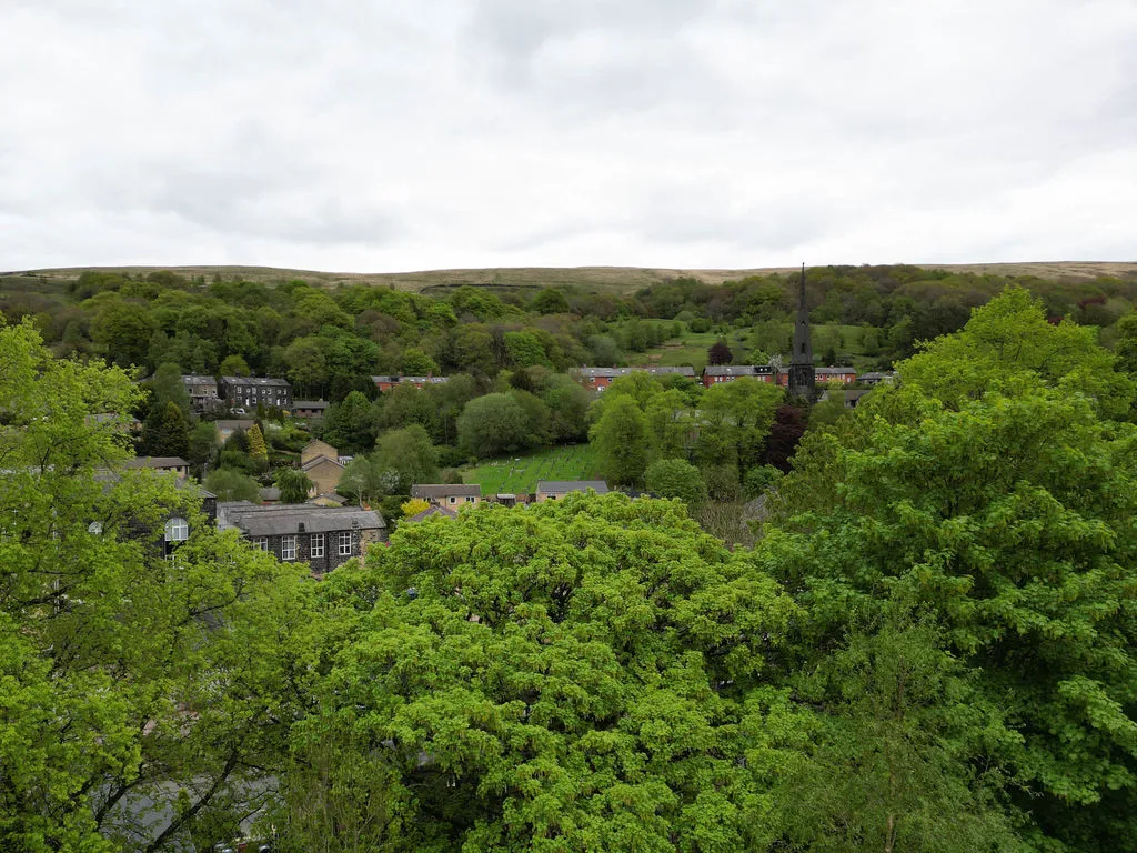 Winterbutlee Grove Todmorden, Todmorden OL14 7QU, photo 32