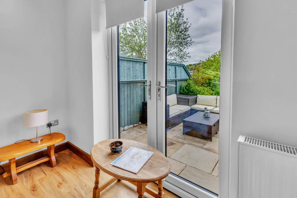 Winterbutlee Grove Todmorden, Todmorden OL14 7QU, photo 16