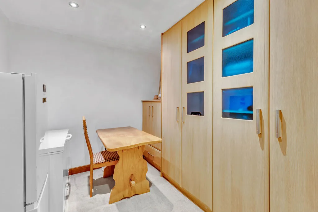 Winterbutlee Grove Todmorden, Todmorden OL14 7QU, photo 14