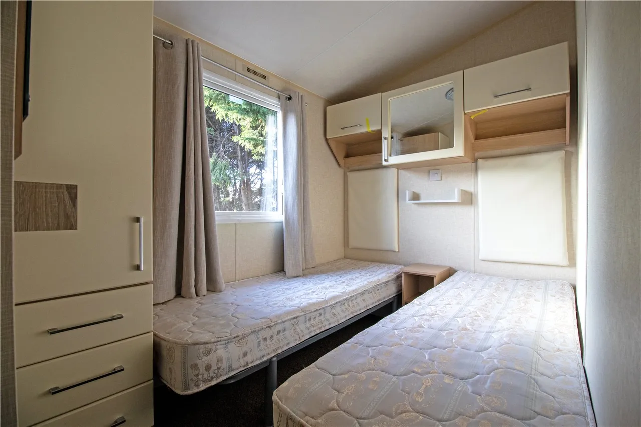 Haxey Road, Doncaster, DN10, photo 9