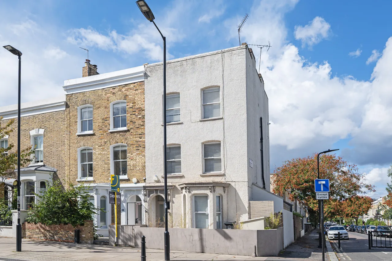 95b Powerscroft Road, London, photo 11