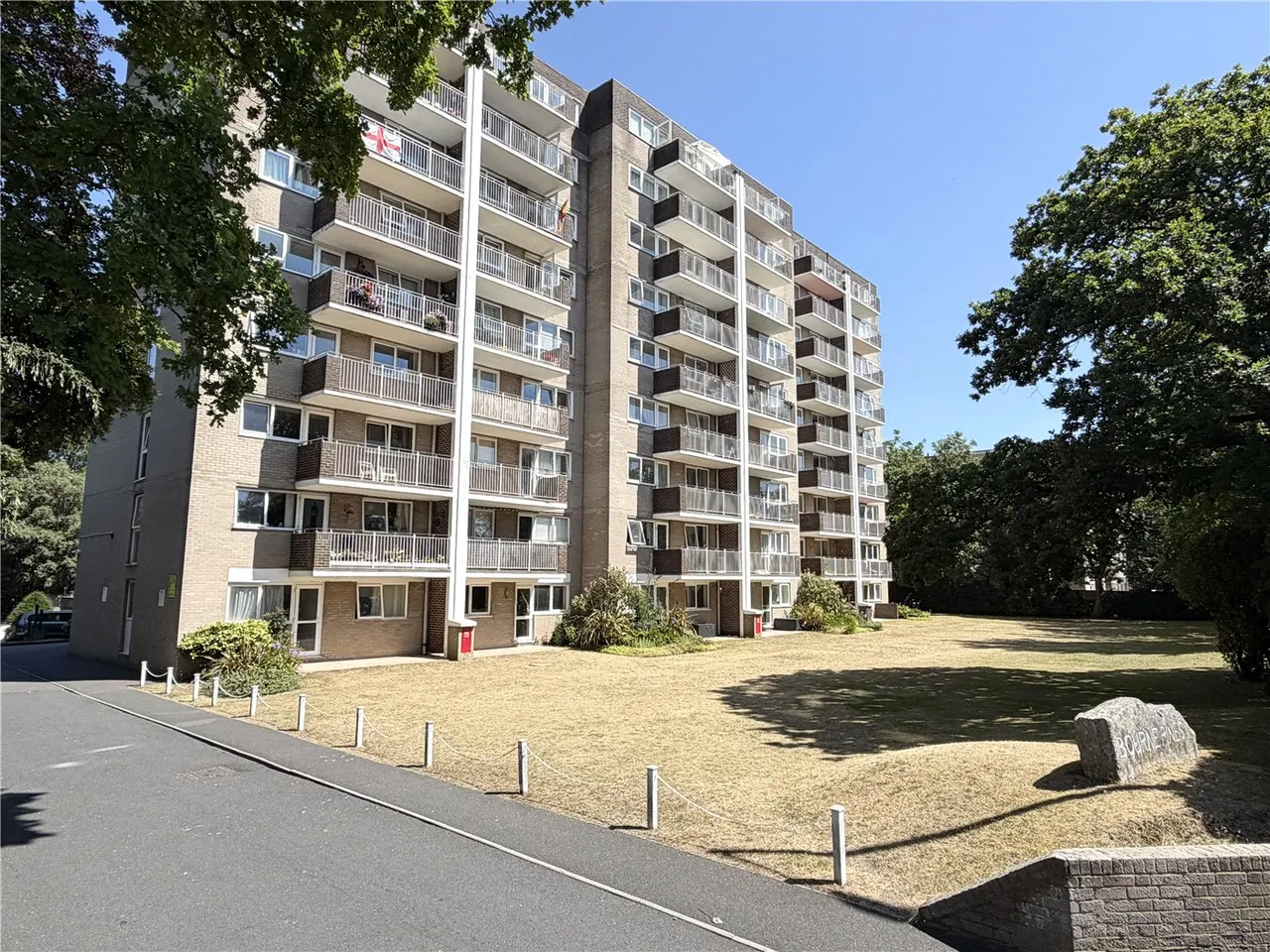 Christchurch Road, Bournemouth, Dorset, BH1, photo 8