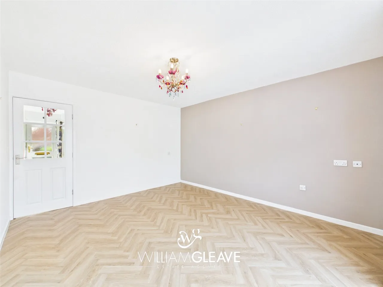 Woodlands Court, Hawarden, CH5, photo 5