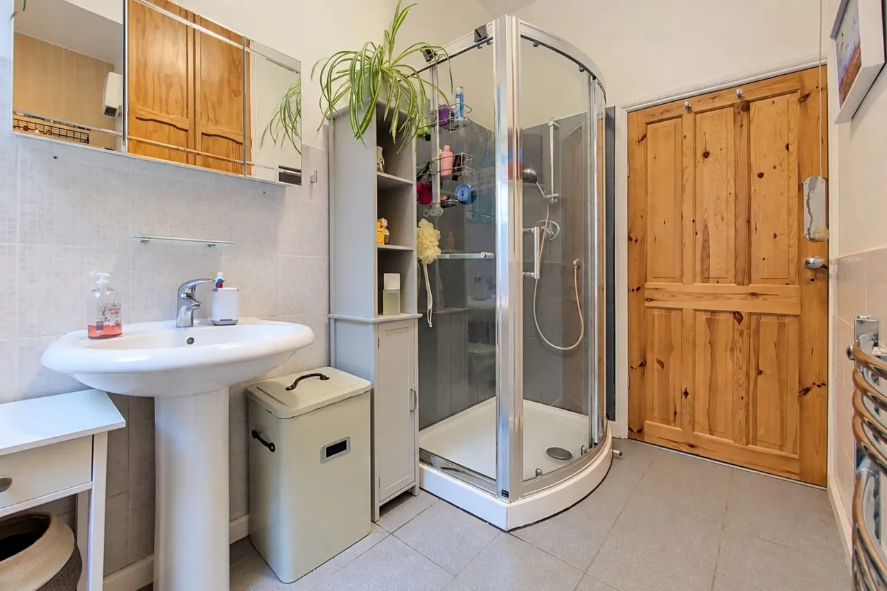 Park Road, Elland, HX5, photo 14