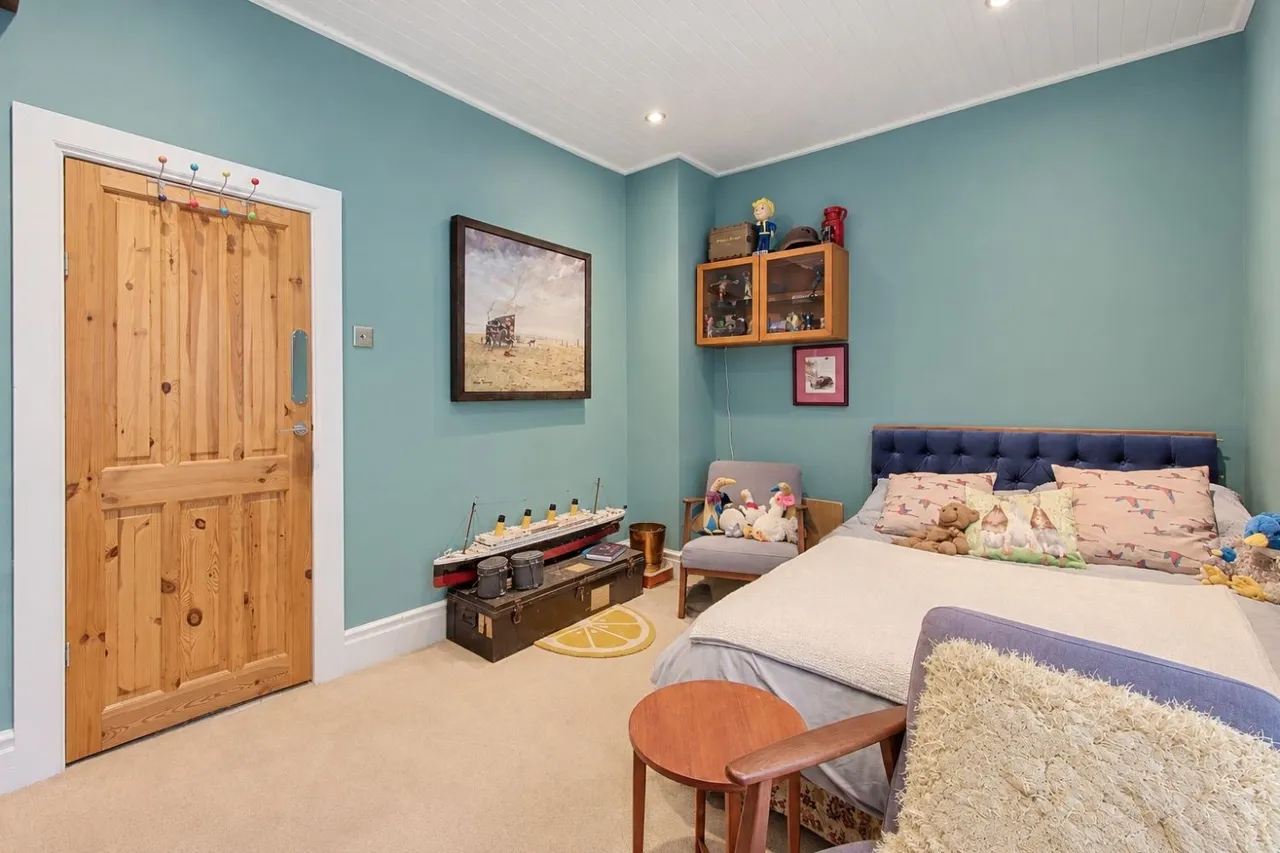 Park Road, Elland, HX5, photo 11