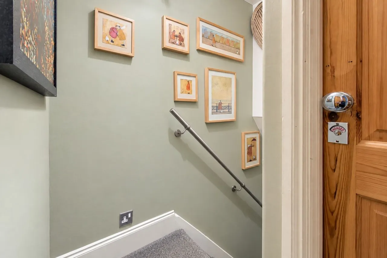 Park Road, Elland, HX5, photo 8