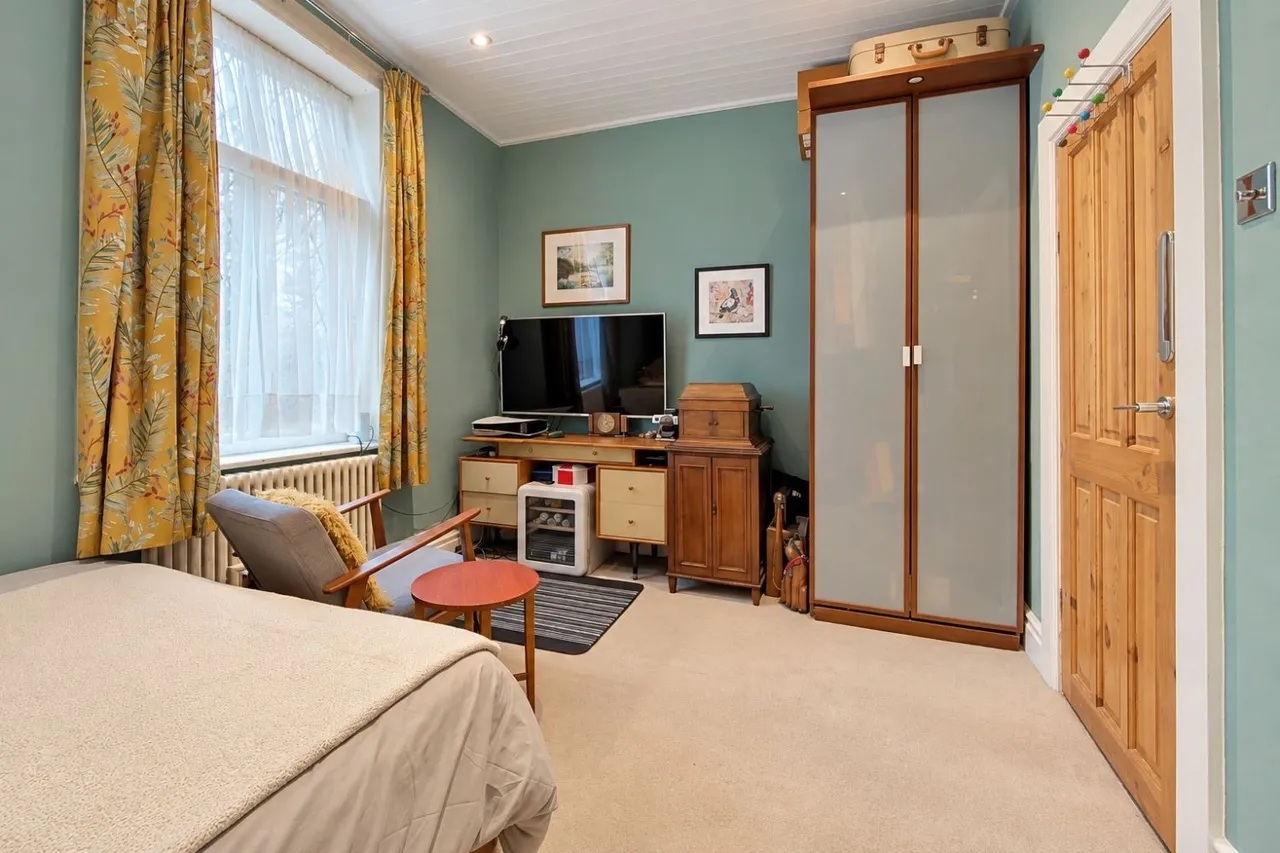 Park Road, Elland, HX5, photo 10