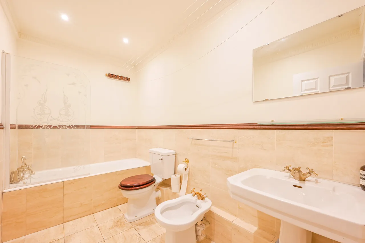 Flat 3, 39 Crutched Friars, London, photo 5