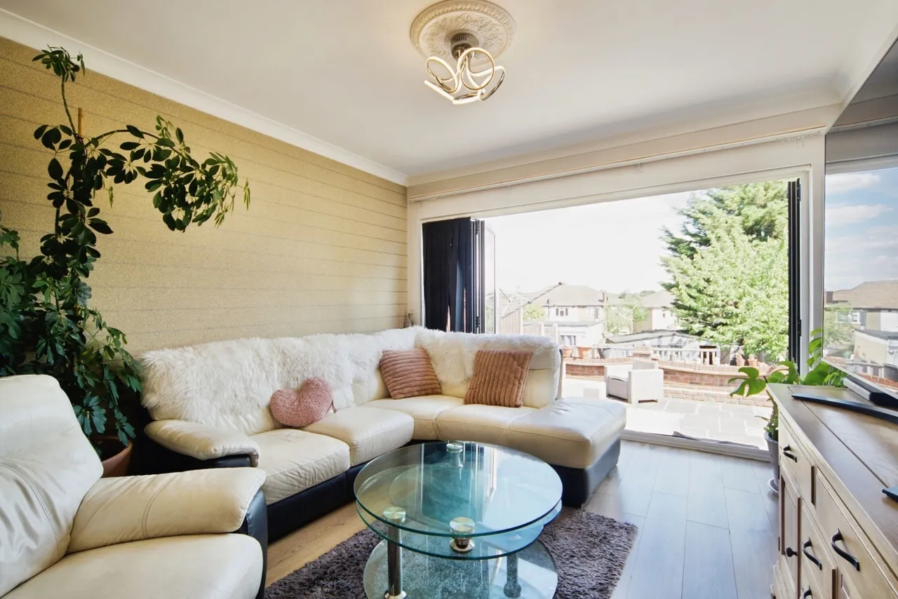 Havering Road, Romford, RM1, photo 3