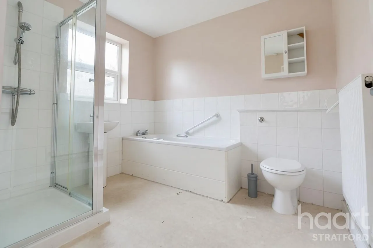 Manbey Road, London, E15, photo 11
