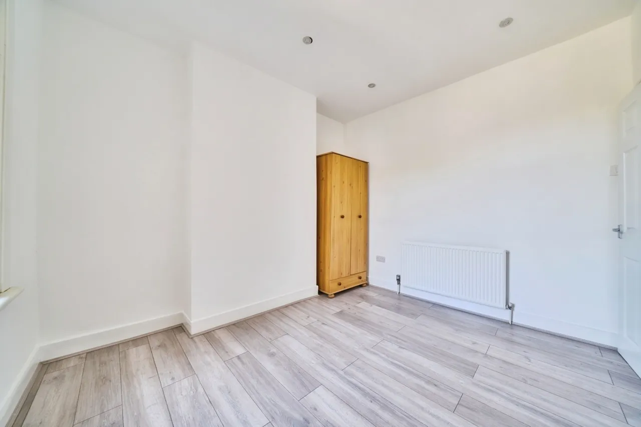 Selsdon Road, Plaistow, London, E13, photo 17