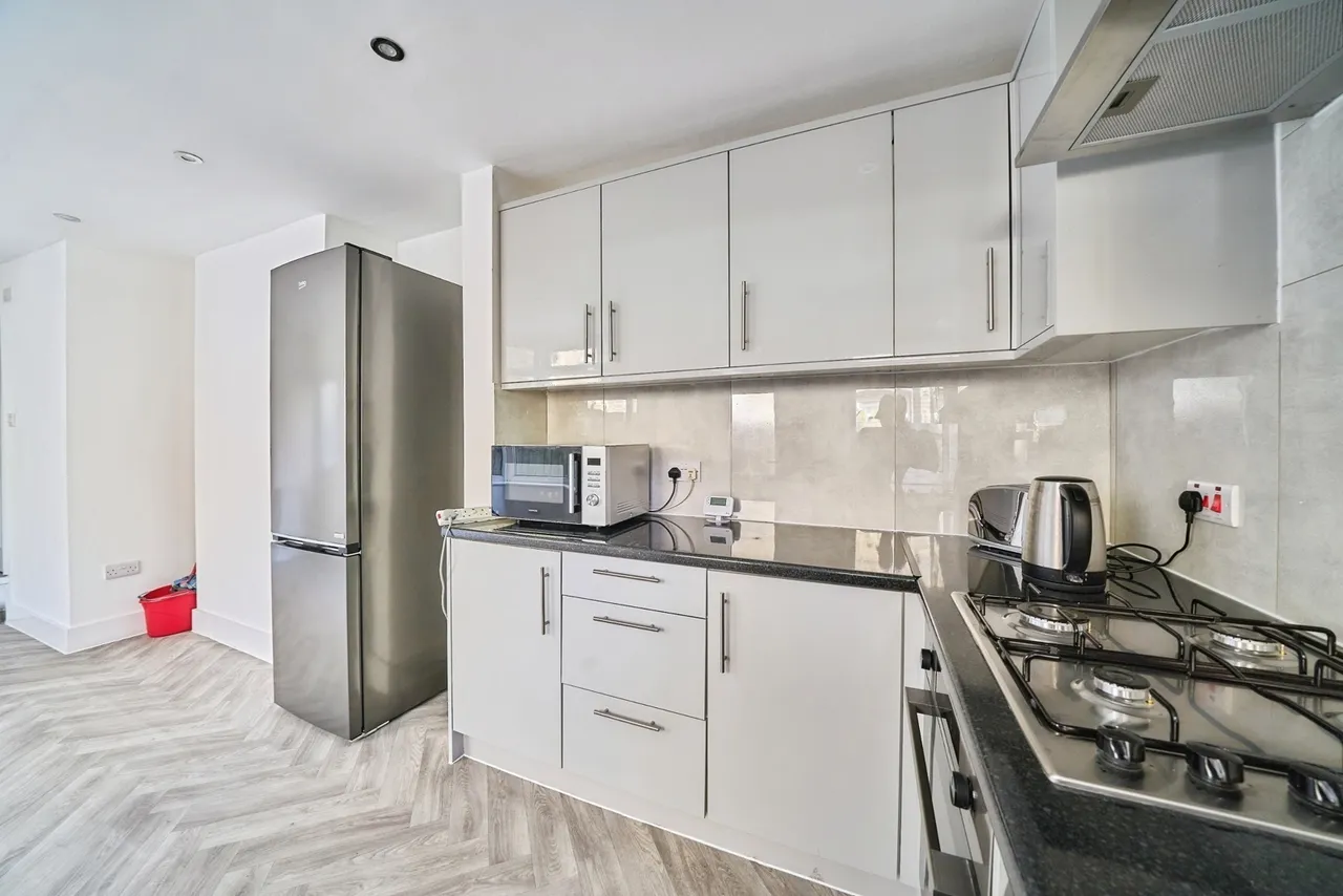 Selsdon Road, Plaistow, London, E13, photo 4