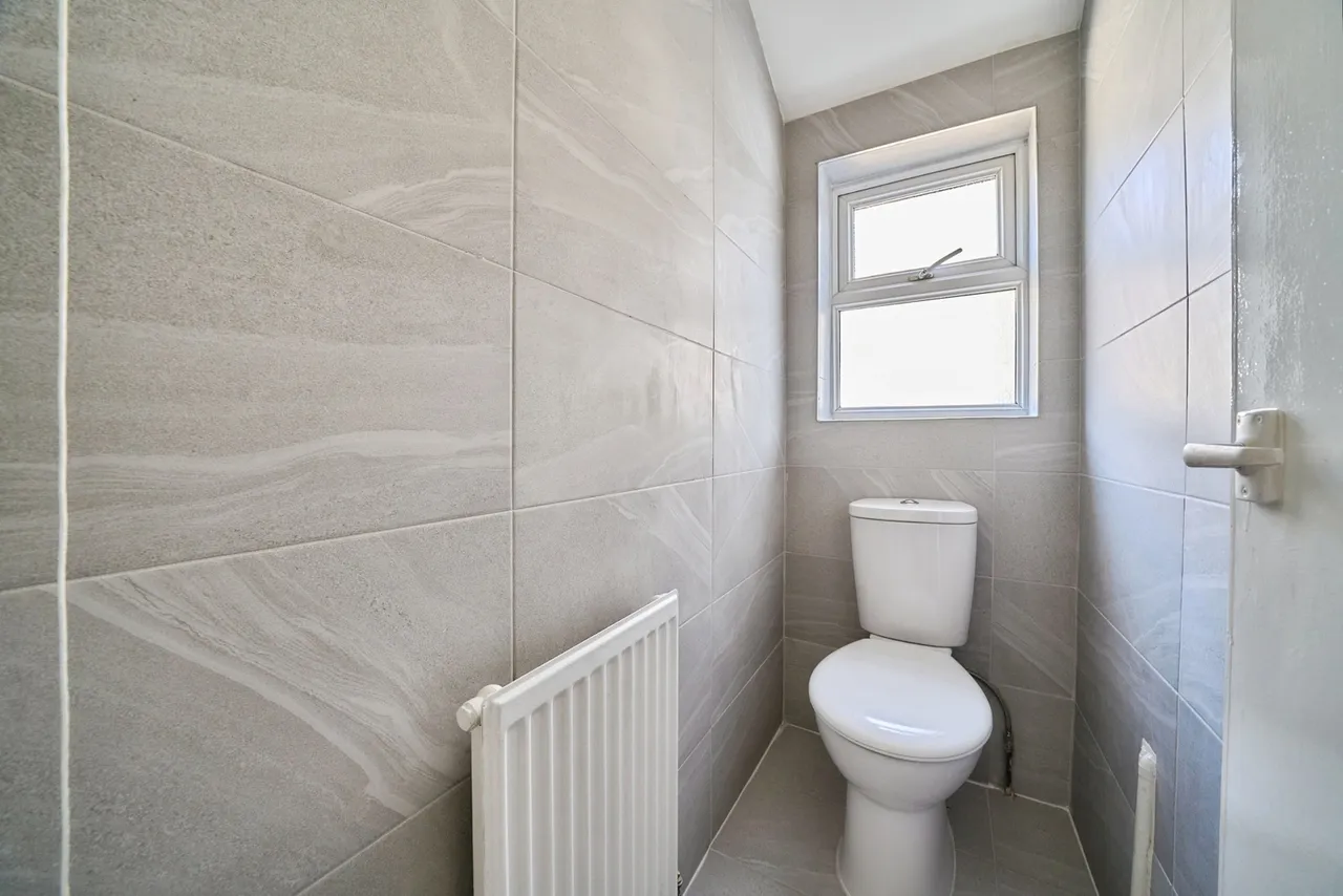 Selsdon Road, Plaistow, London, E13, photo 15