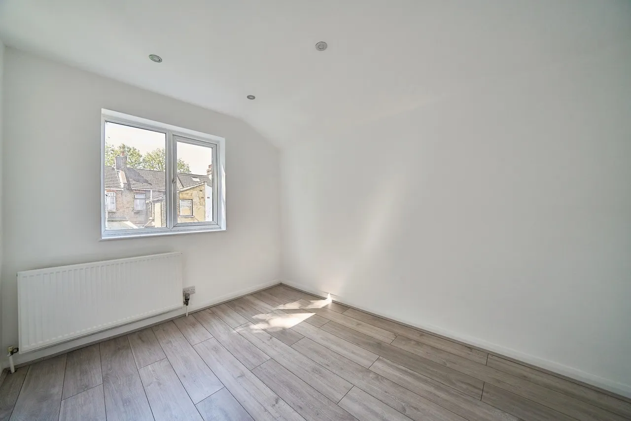 Selsdon Road, Plaistow, London, E13, photo 10