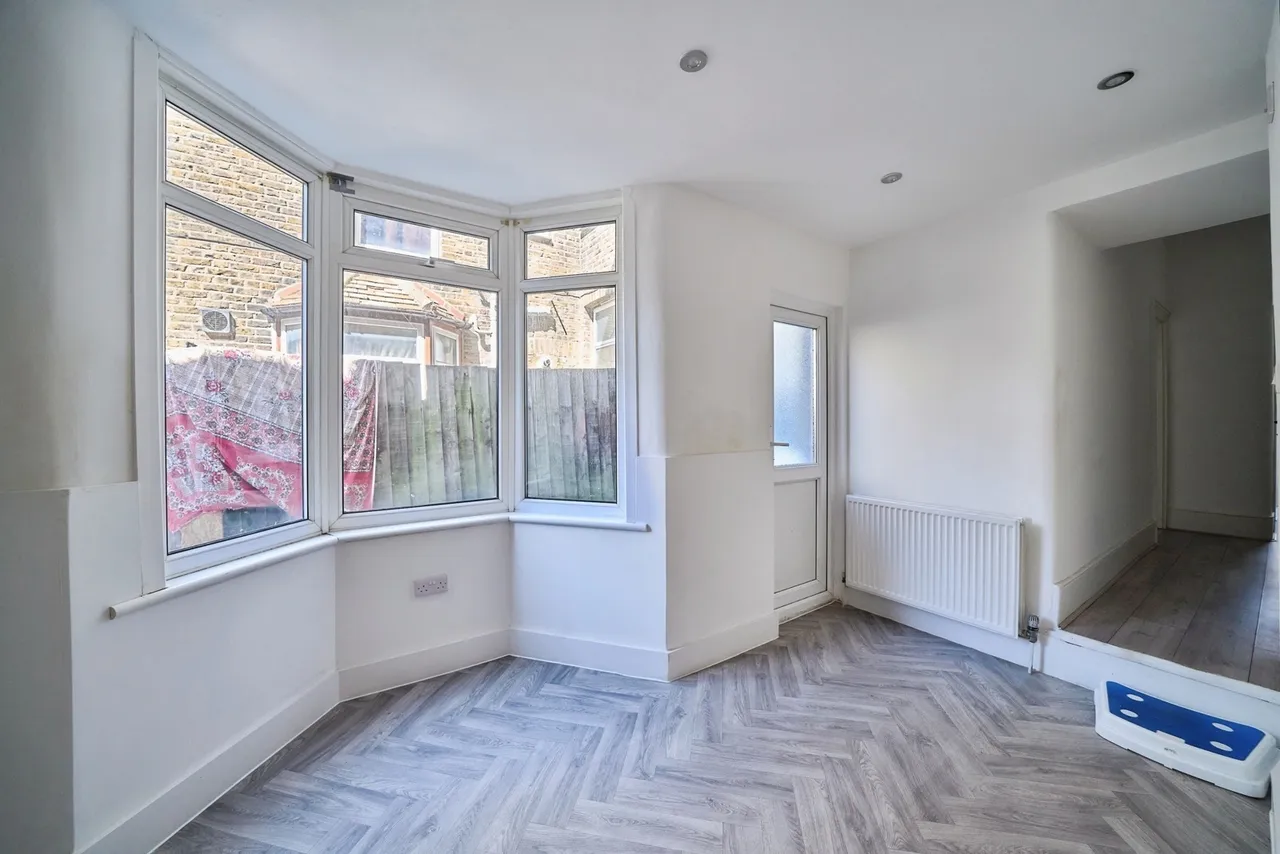 Selsdon Road, Plaistow, London, E13, photo 9