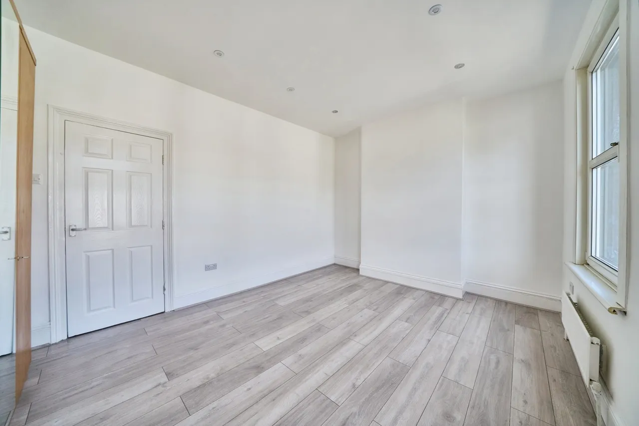 Selsdon Road, Plaistow, London, E13, photo 22