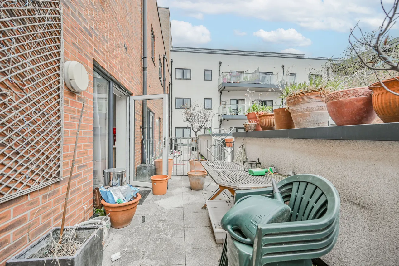 9 Beaumans Drive, London, photo 11