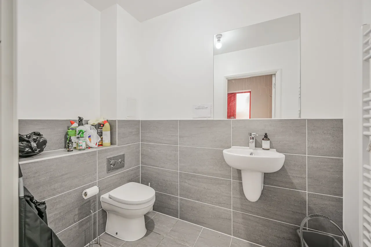 9 Beaumans Drive, London, photo 9