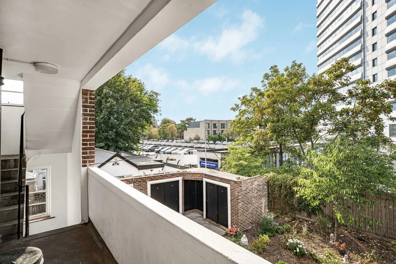 Grange Road, London, W4, photo 5