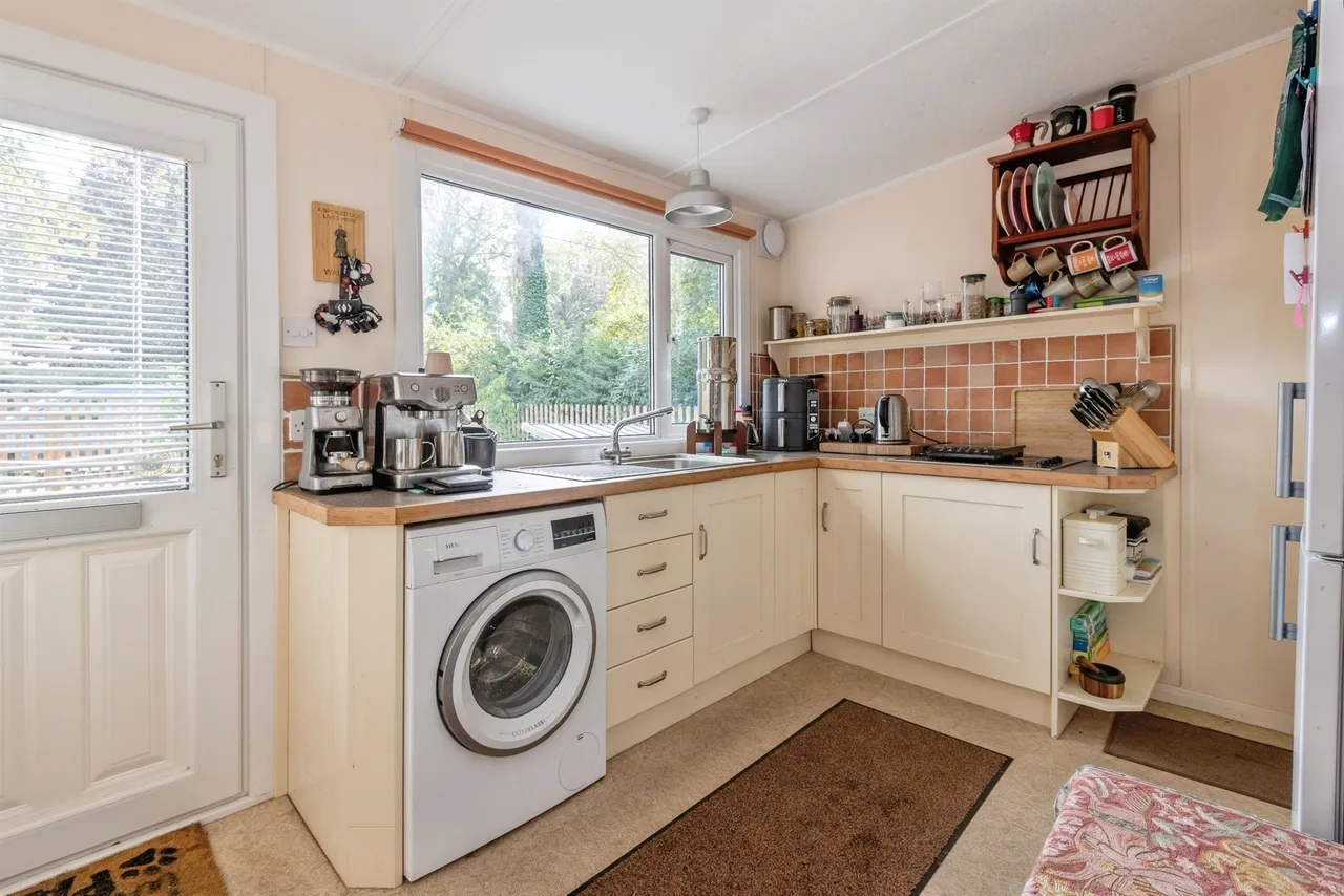 Cleeve Park, Chapel Cleeve, TA24, photo 5