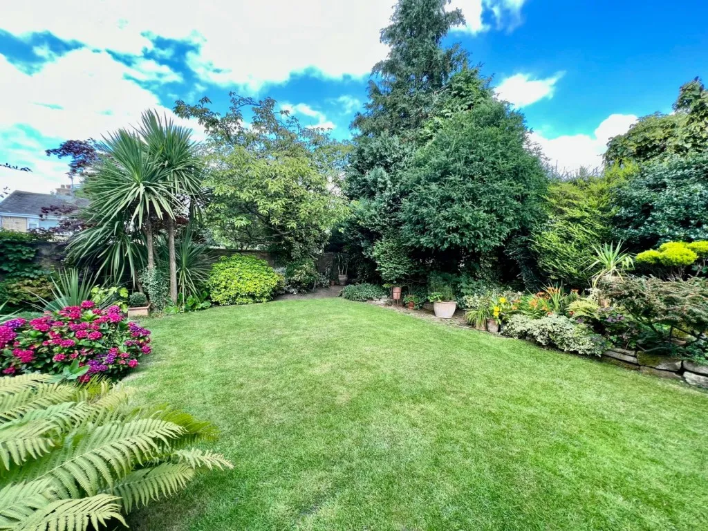 Ash Hill Gardens, LS17, photo 26