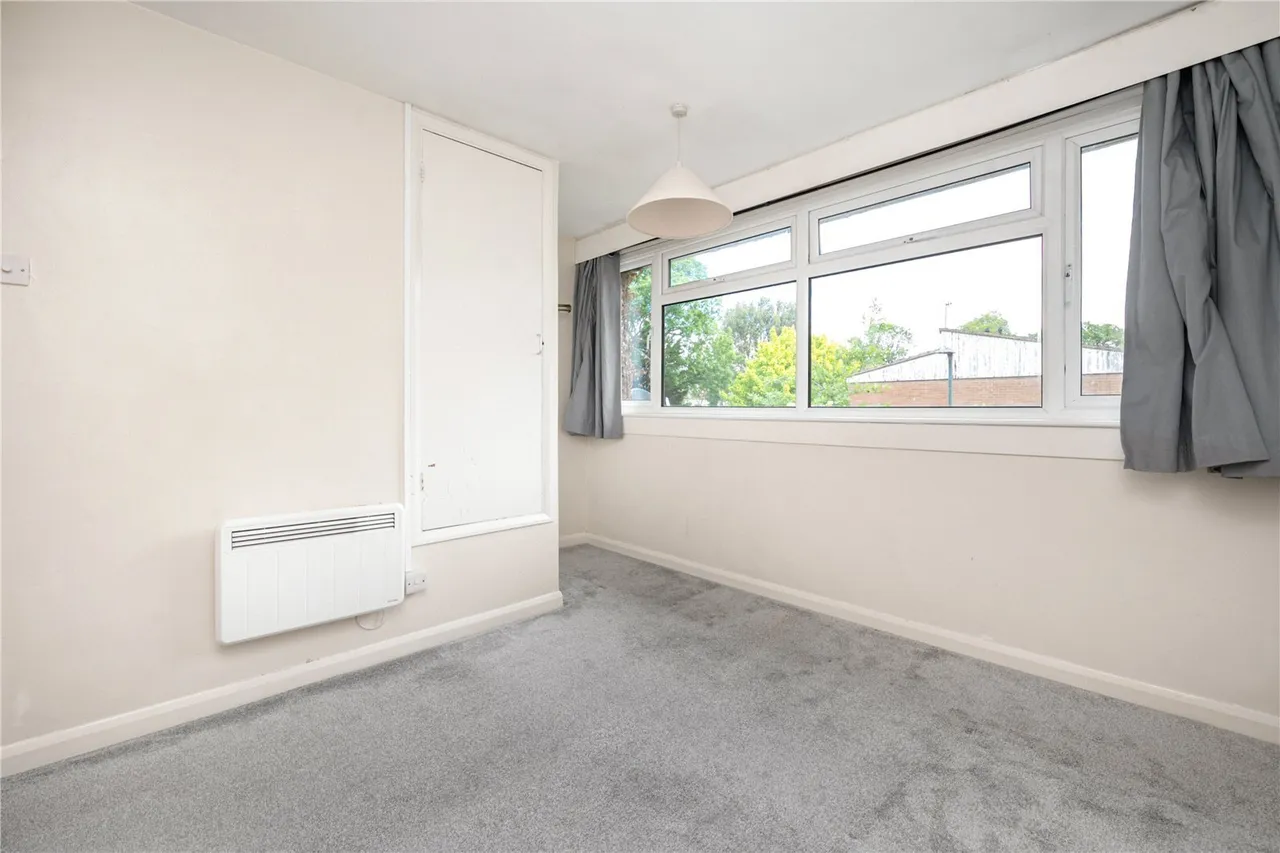Craneford Close, Twickenham, TW2, photo 9