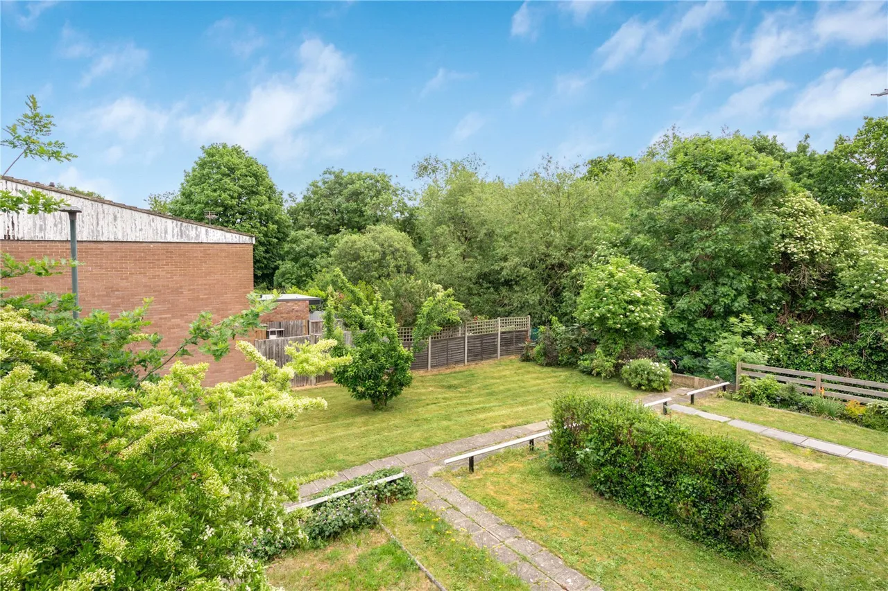 Craneford Close, Twickenham, TW2, photo 14