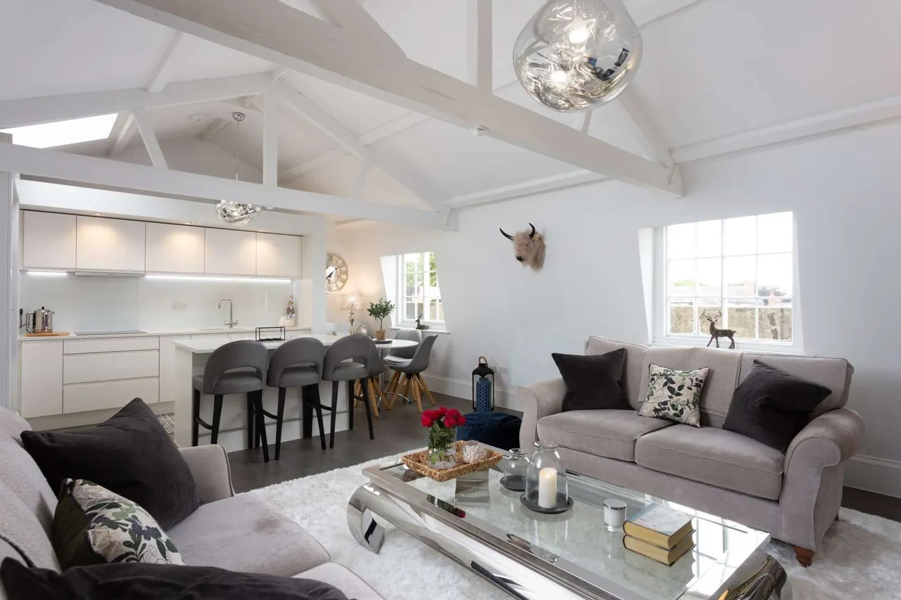 St. Leonards Place, York, North Yorkshire, YO1 7HF, photo 2