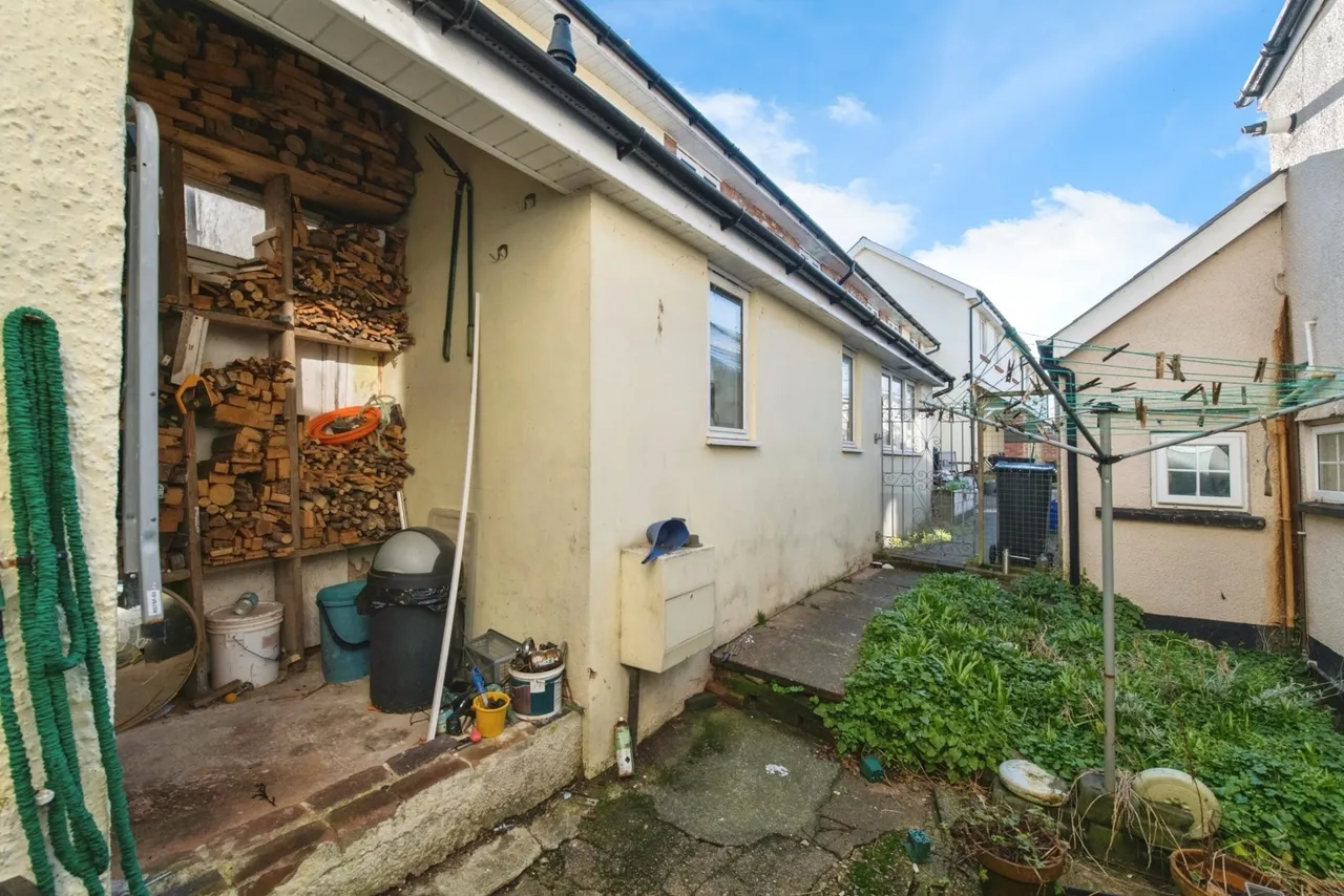 High Street, Honiton, EX14, photo 17