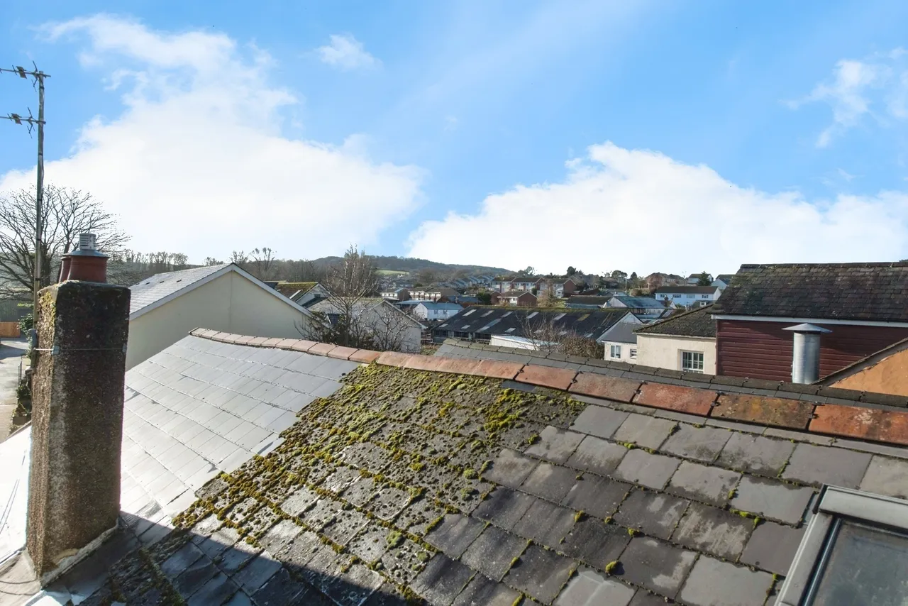 High Street, Honiton, EX14, photo 18
