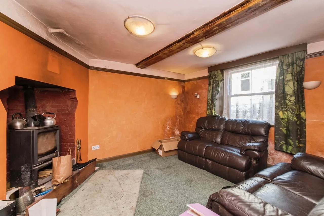 High Street, Honiton, EX14, photo 2