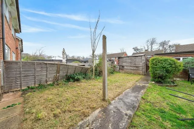 Ingram Avenue, Aylesbury, HP21, photo 17