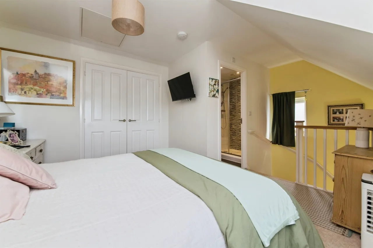 Petre Street, Axminster, EX13, photo 13