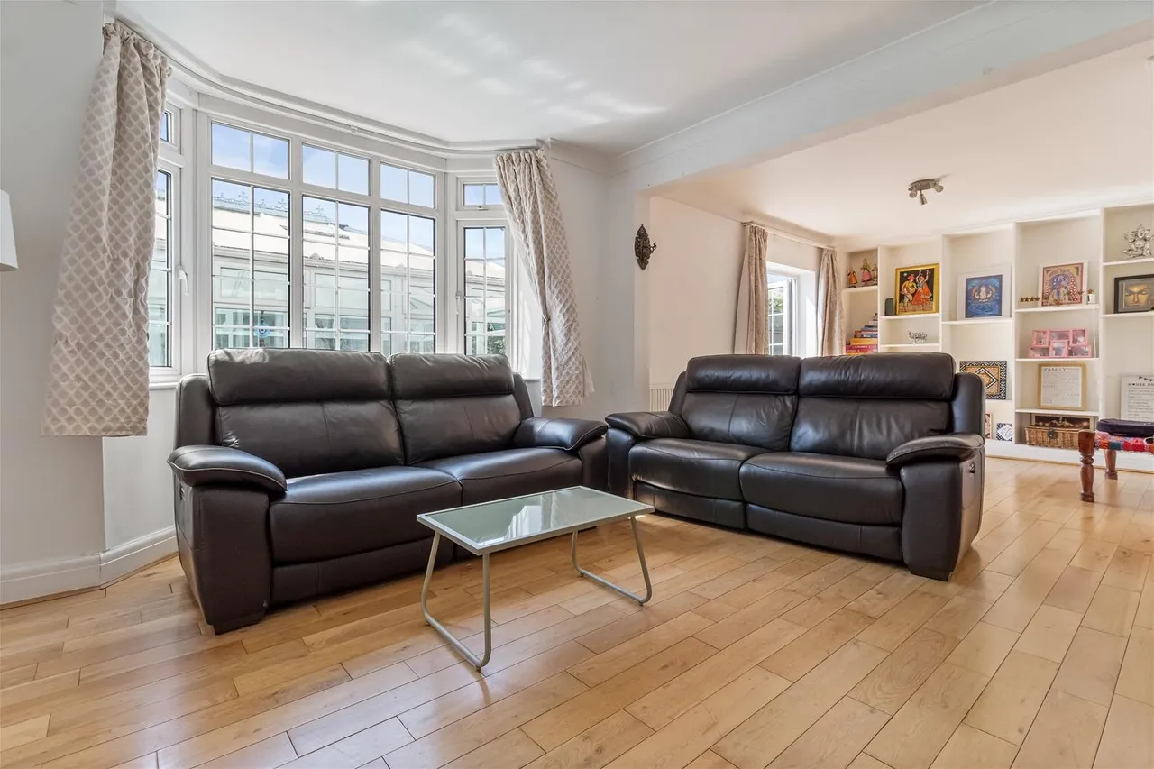 Loxwood Avenue, Worthing, photo 10